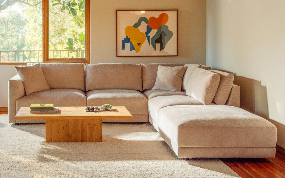 Sofas & Sectionals