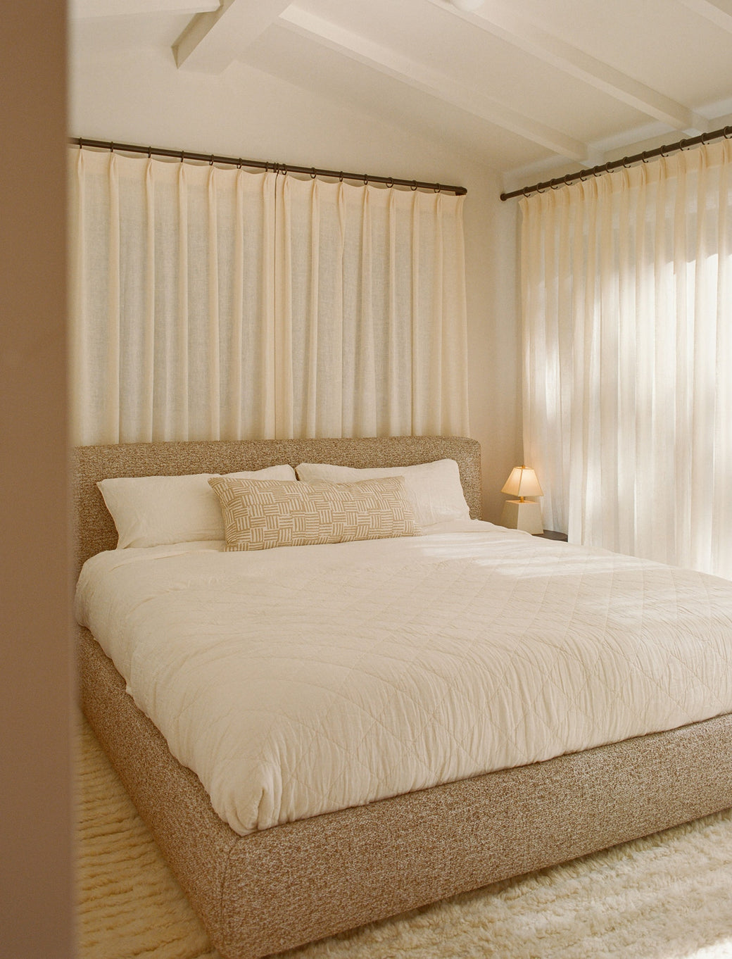 Dream Storage Bed, King, Teddy