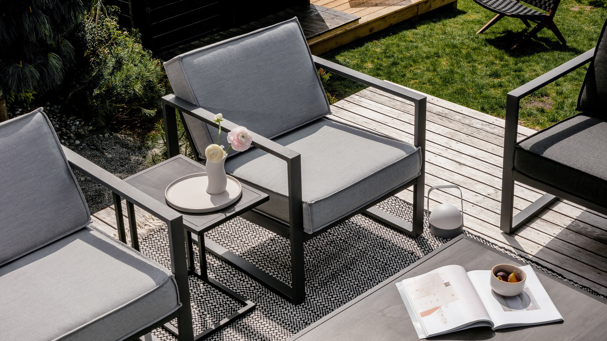 Seaside Outdoor Rug, 8x10, Peppercorn - Sundays Company CanadaRUG-JH-049-007