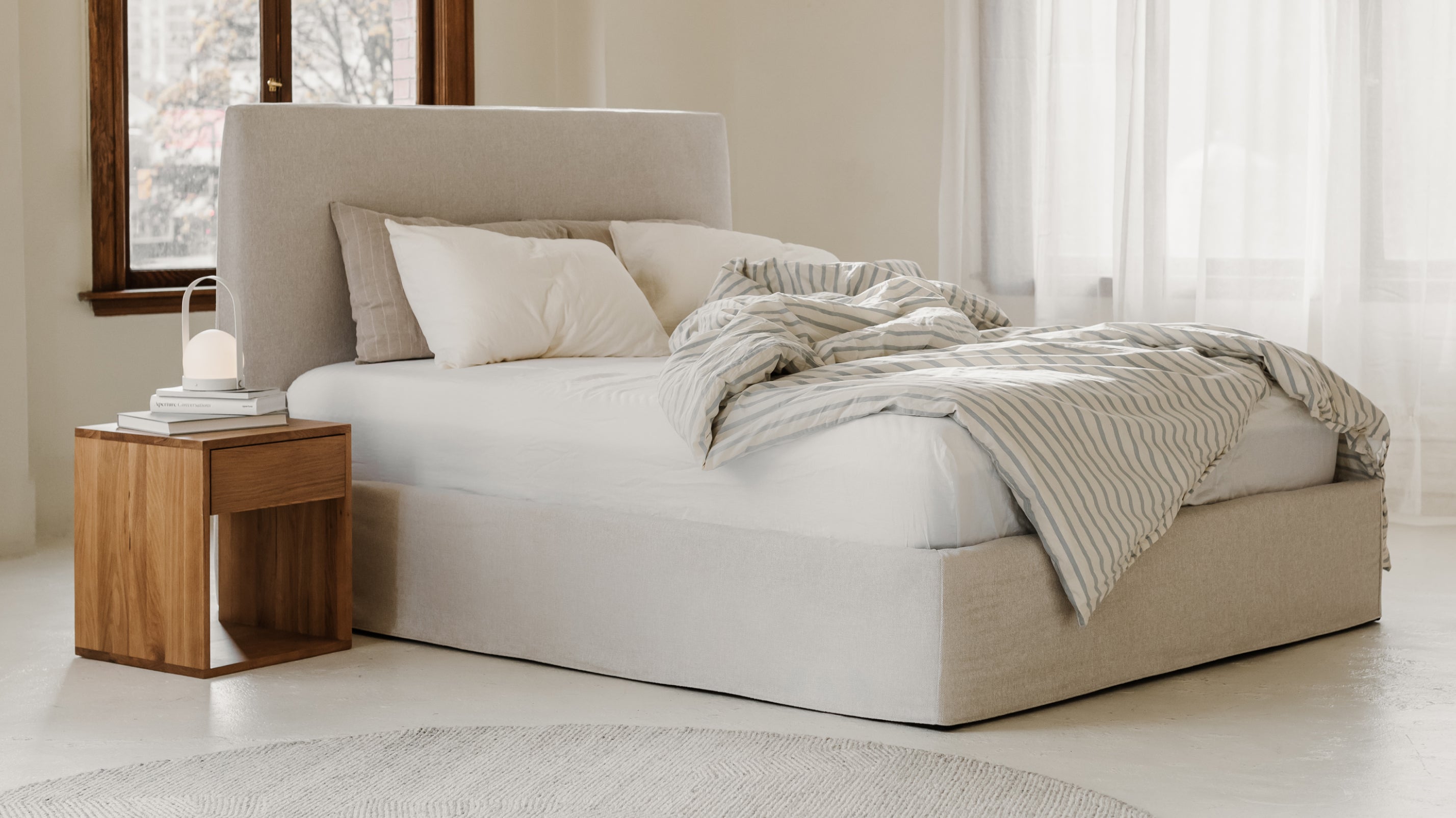Wave Storage Bed, Queen, Latte