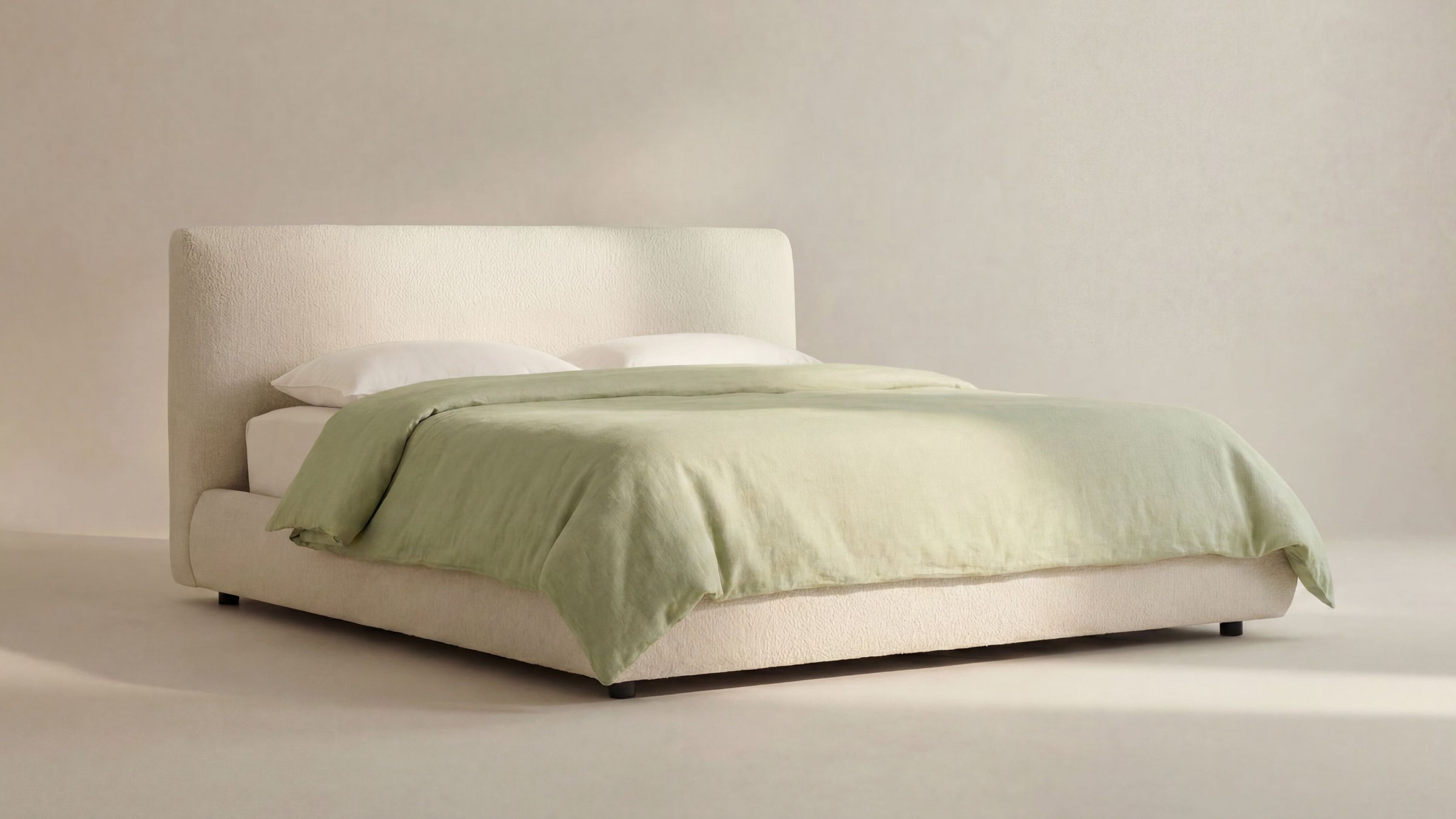 Dream Storage Bed, Queen, Cream Boucle