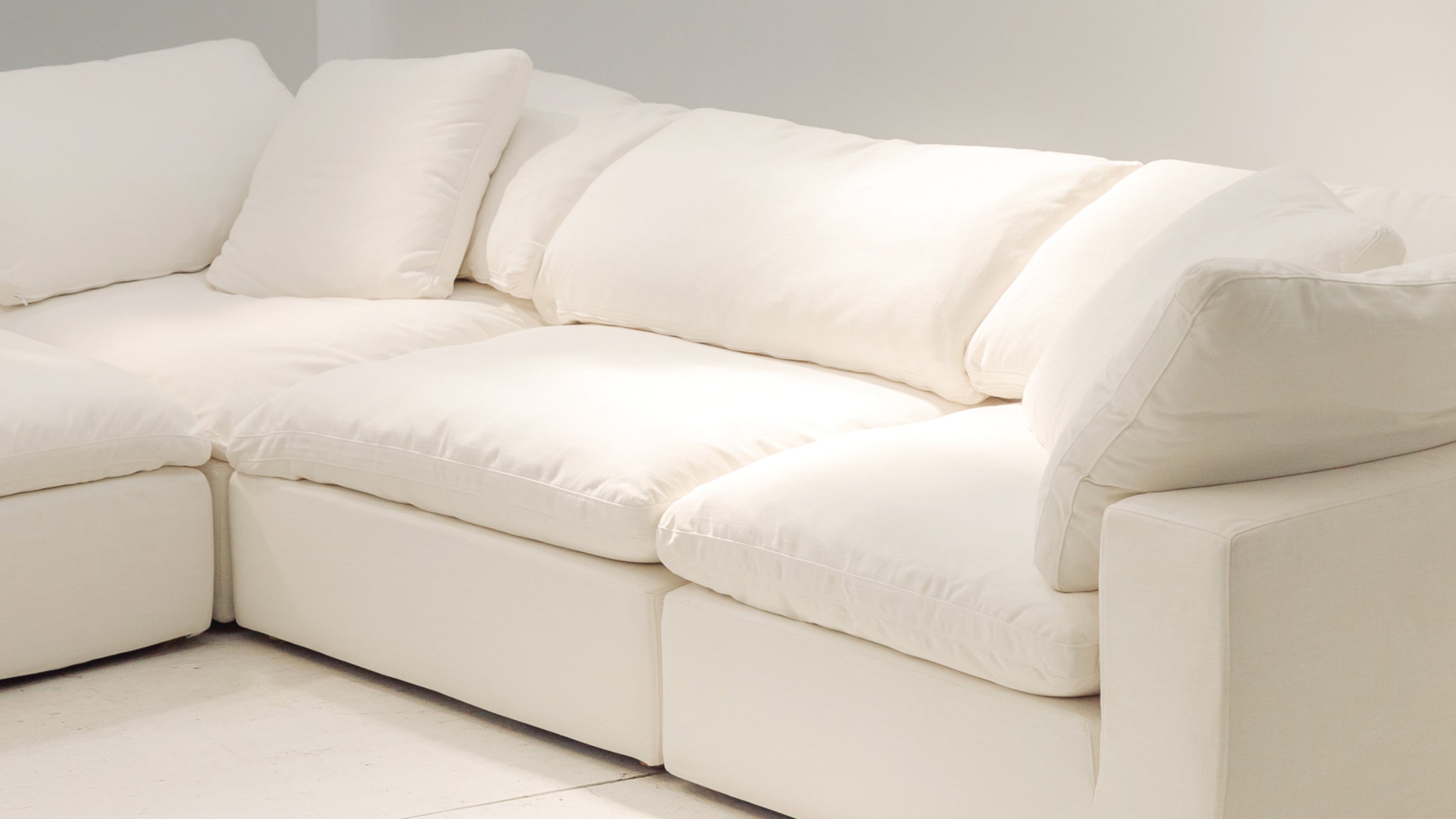 Movie Night™ Armless Chair, Standard, Cream Linen - Sundays Company CanadaCHA-YJ-904-018