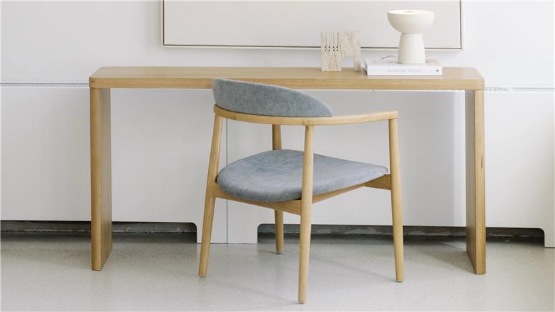 Form Console, Small, Oak - Sundays Company CanadaCON-BC-003-050