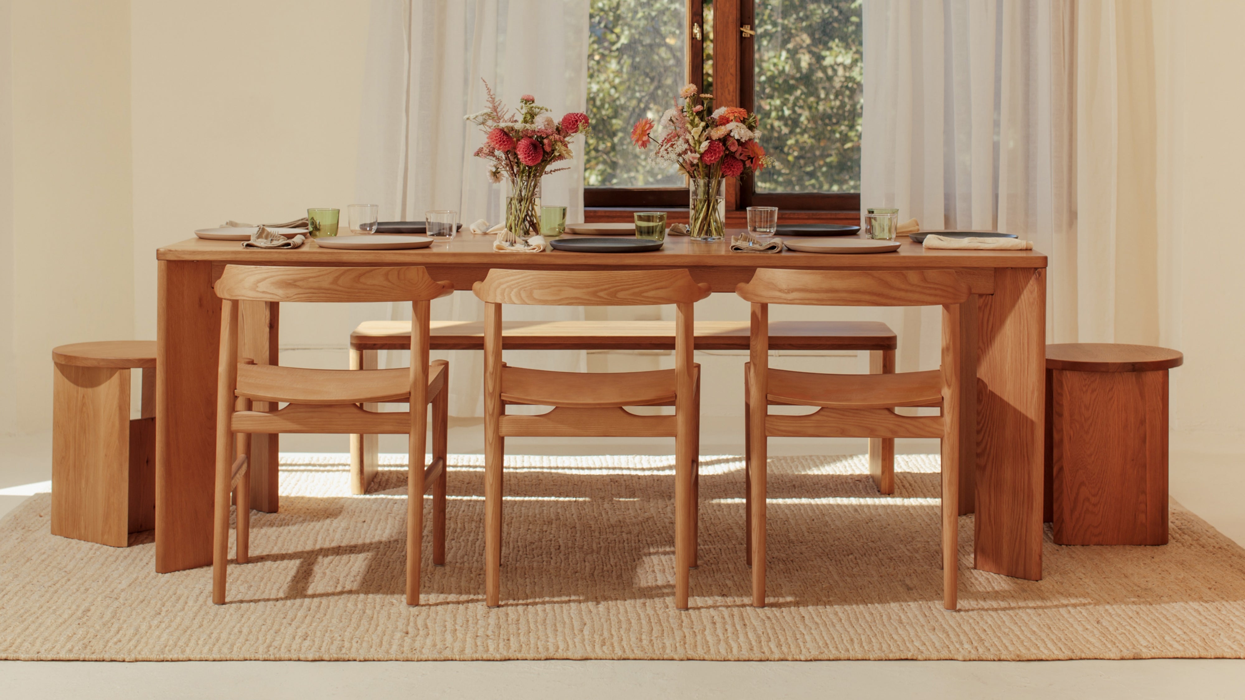 Frame Dining Table, Seats 6-8 People, Oak
