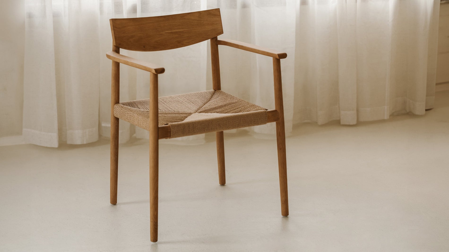 Dinner Guest Dining Chair, White Oak/ Natural Papercord Seat_image