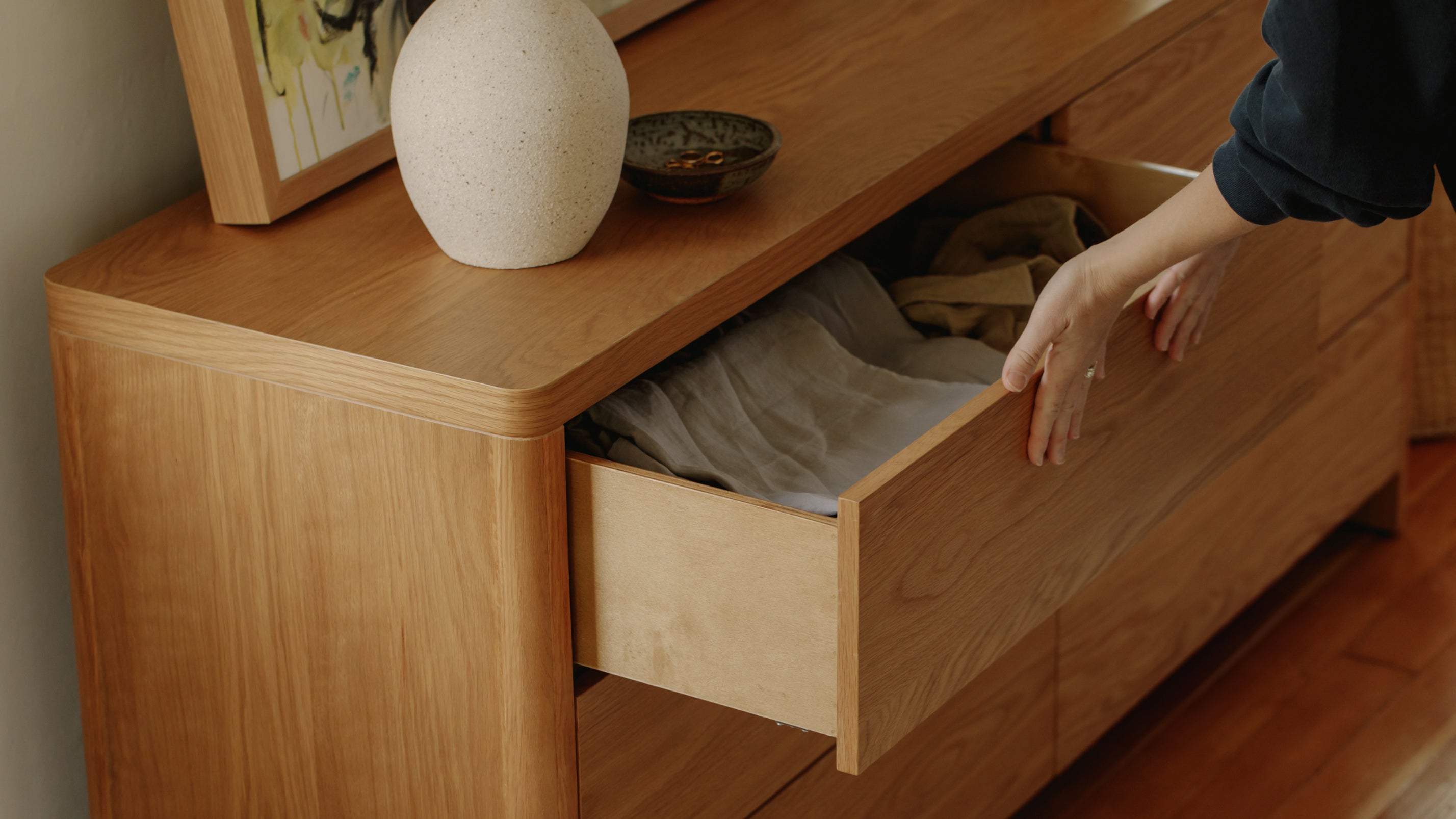 Form Dresser, White Oak