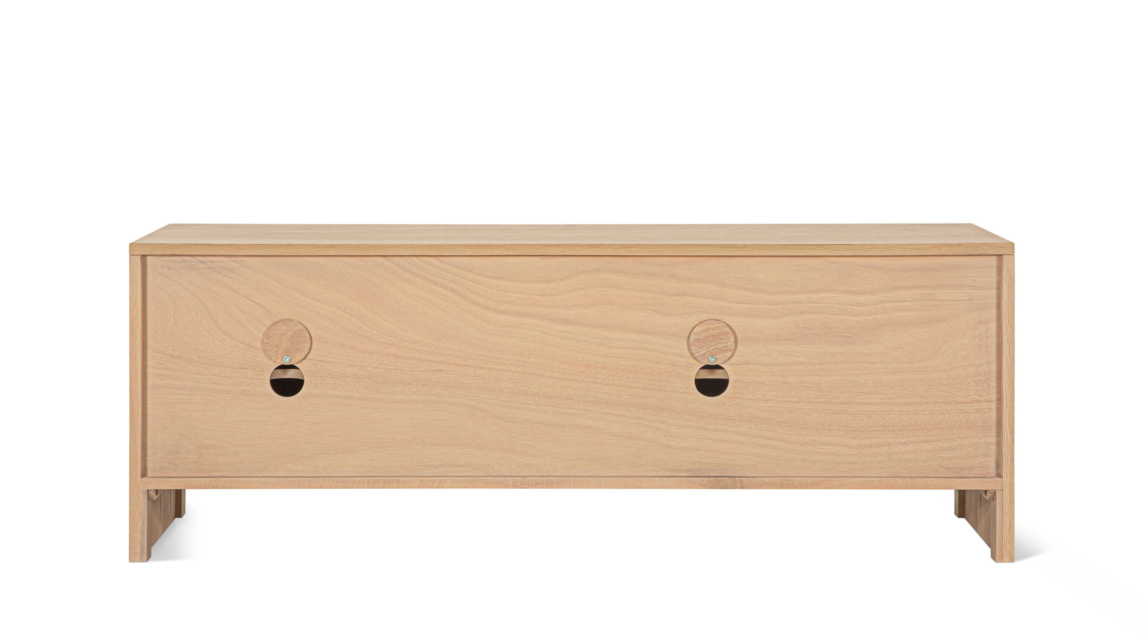 Everyday Media Unit, Pale Oak