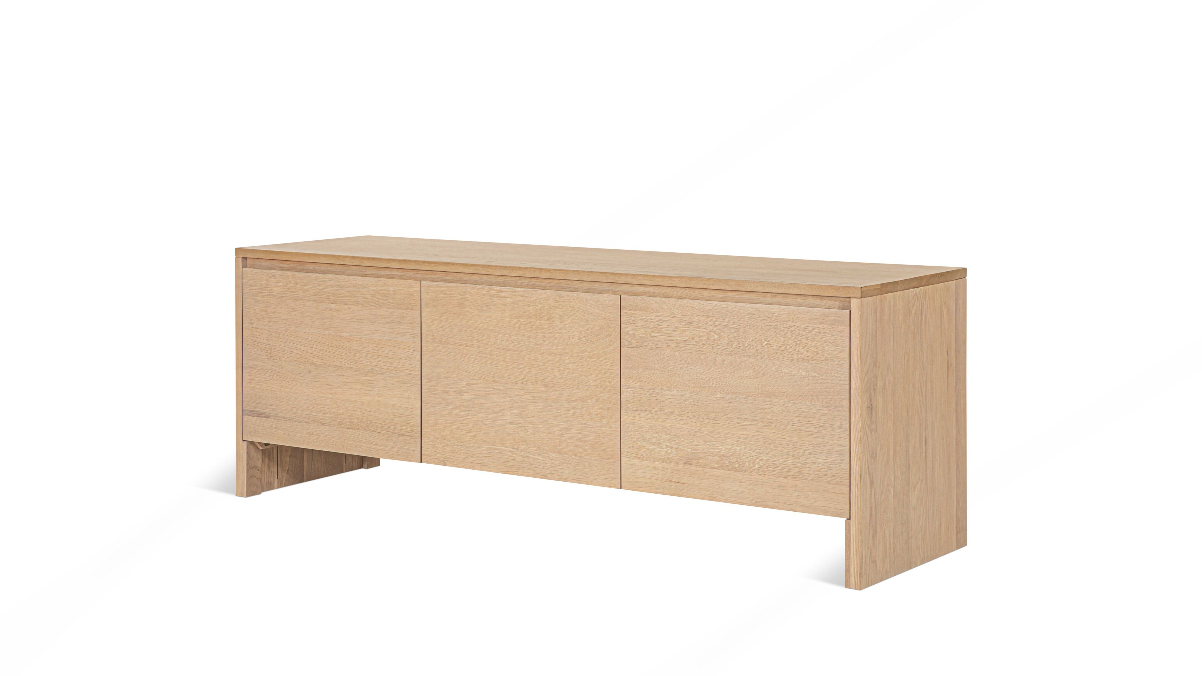 Everyday Media Unit, Pale Oak