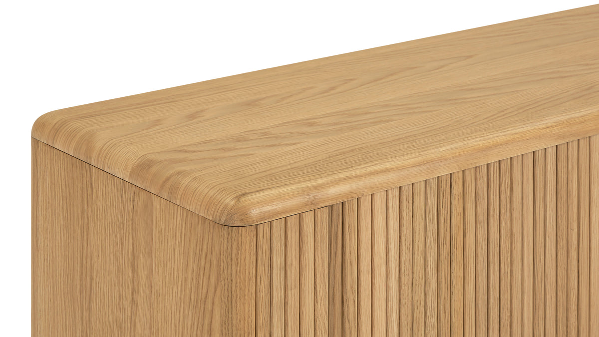 Main Stage Media Unit, White Oak