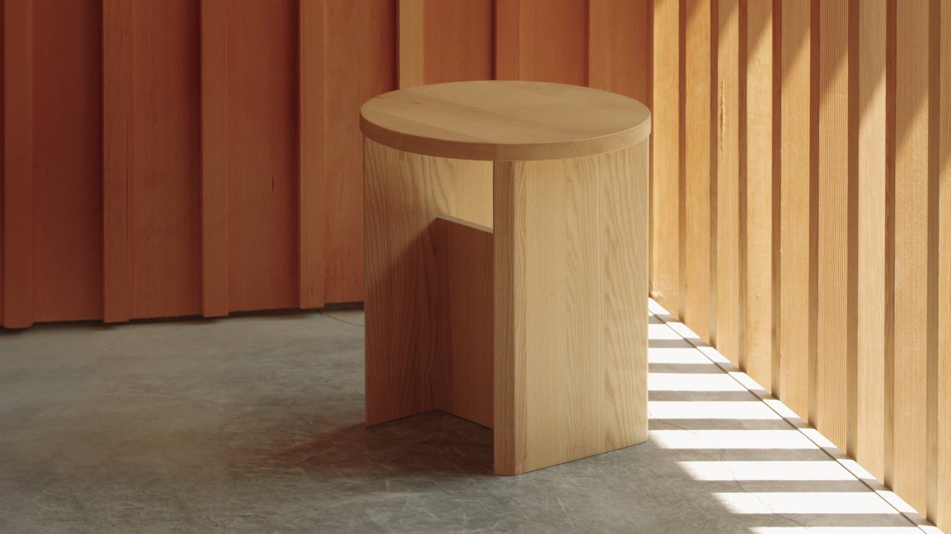 Field Stool, White Oak_image