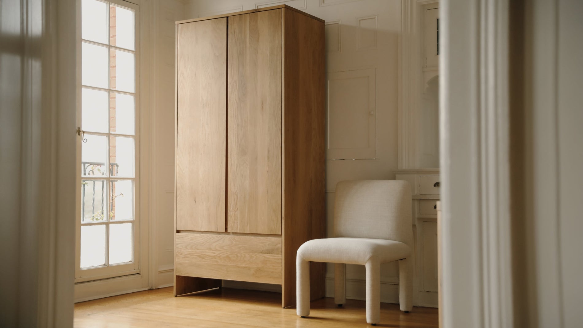 Everyday Armoire, Oak_image