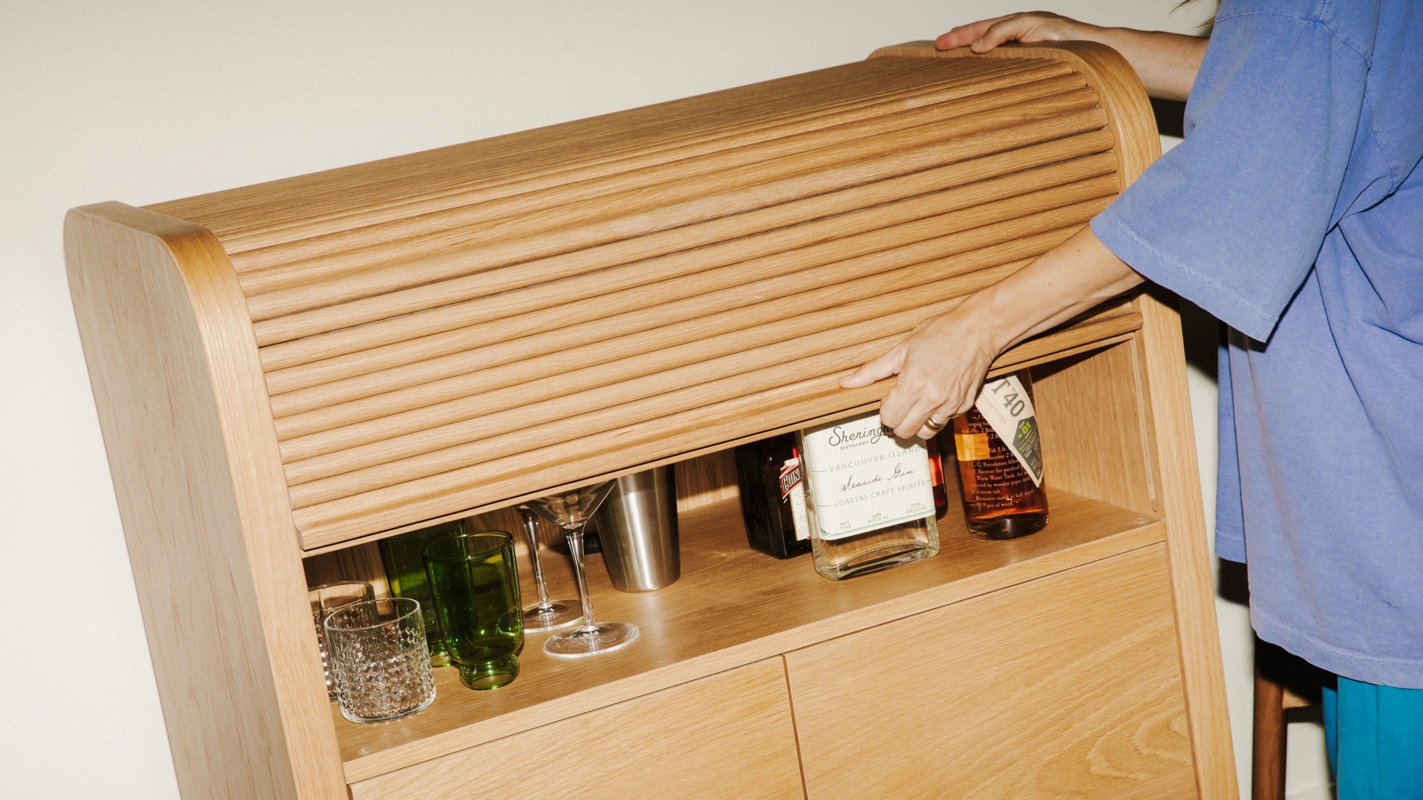 Roll Out Cabinet, White Oak - Sundays Company CanadaSTO-YR-023-024